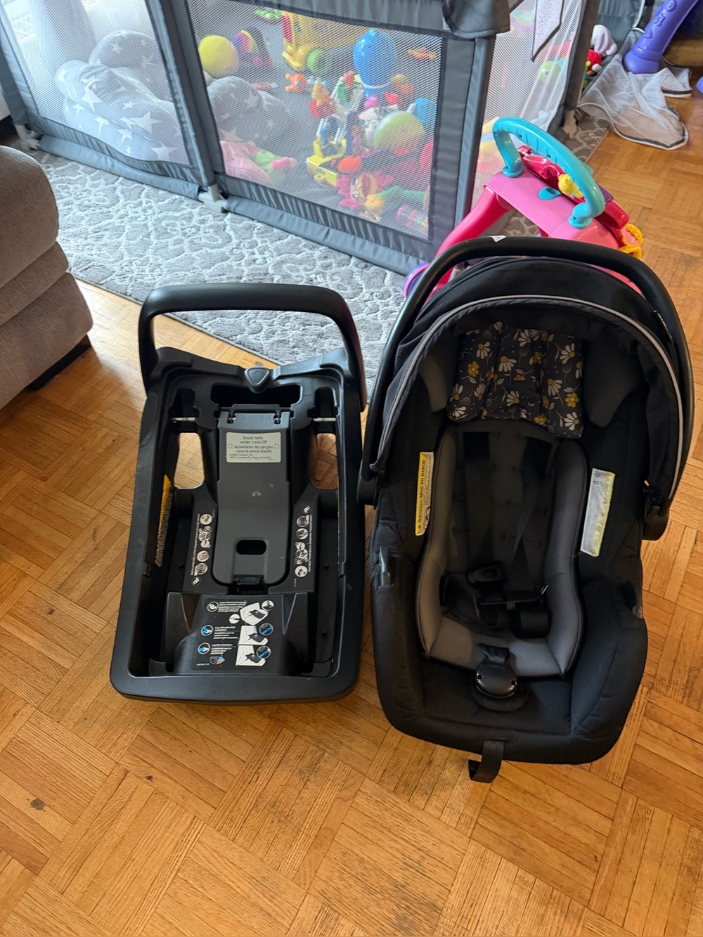 Infant Car Seat with Base - Black